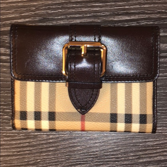 Authentic new burberry novacheck wallet - Picture 2 of 8